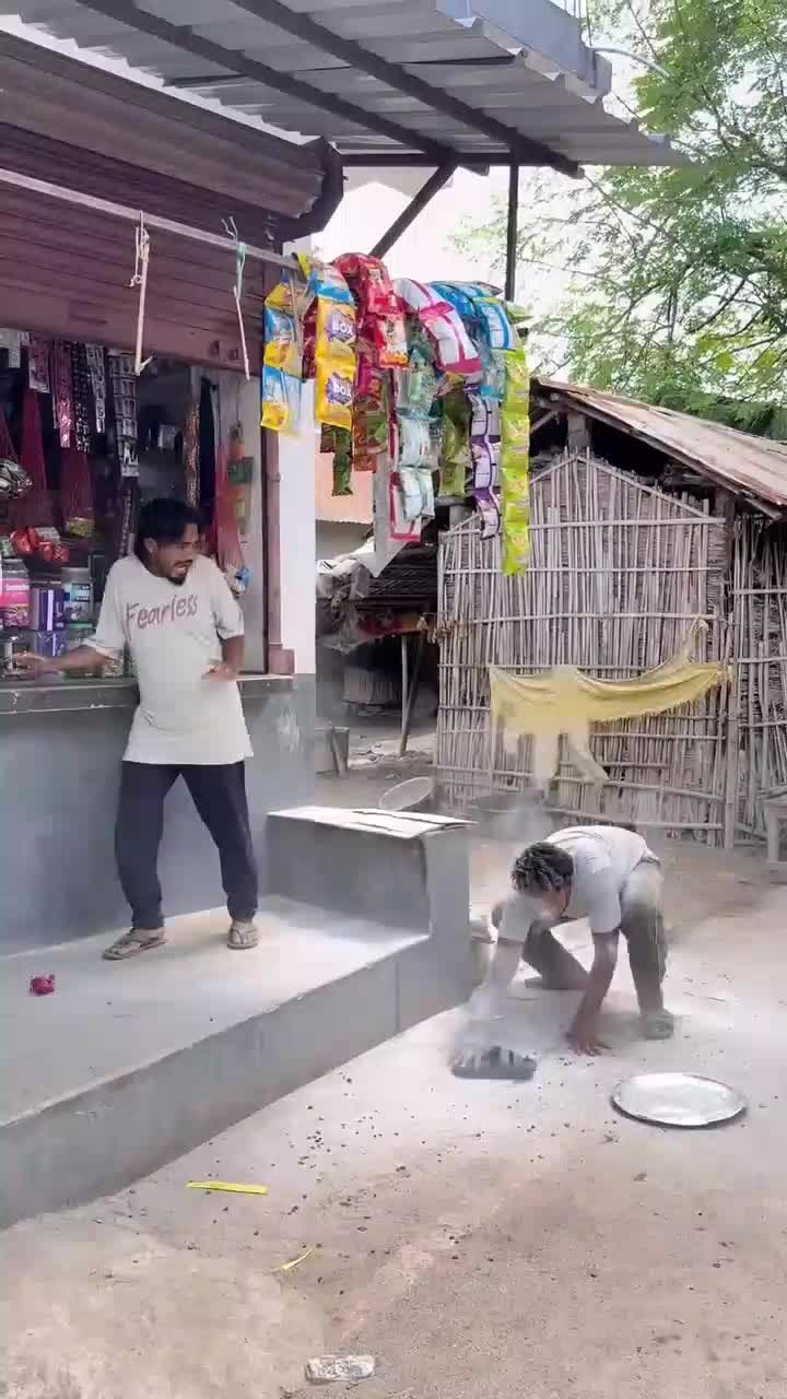 kena tendang #videolucu  #lucu 