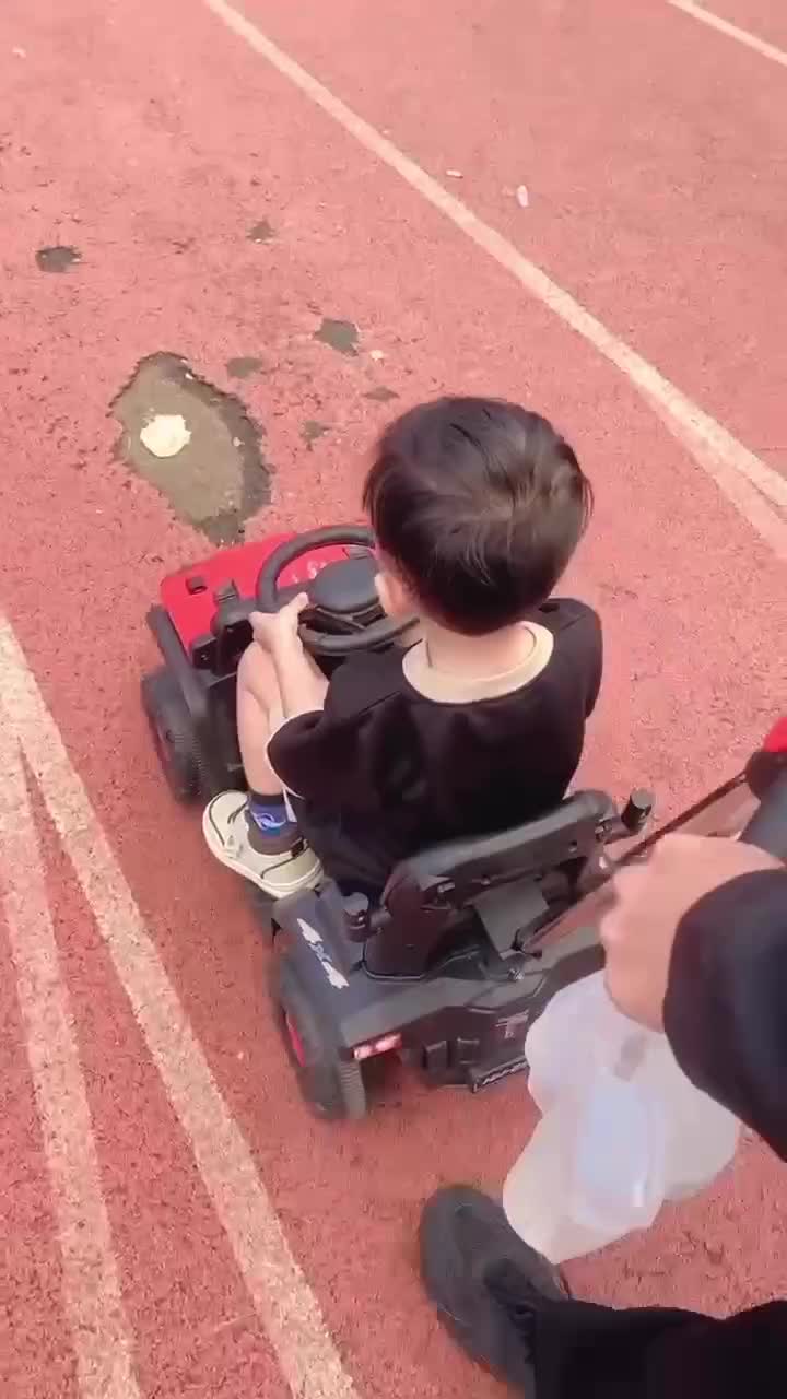 Naik mobil mobilan😄
 #RCTIPlus  #HOTrctiplus #RCTIoke  #1TRENDING  #Viral #fyp 