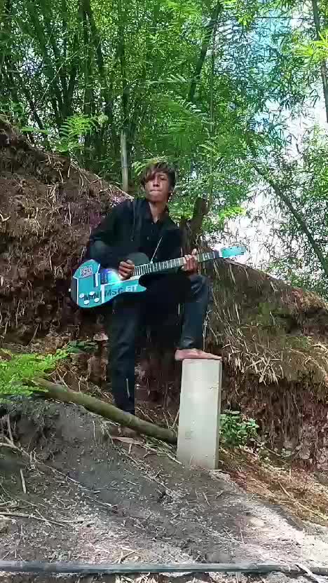 bibirmu semanis eskrim ??