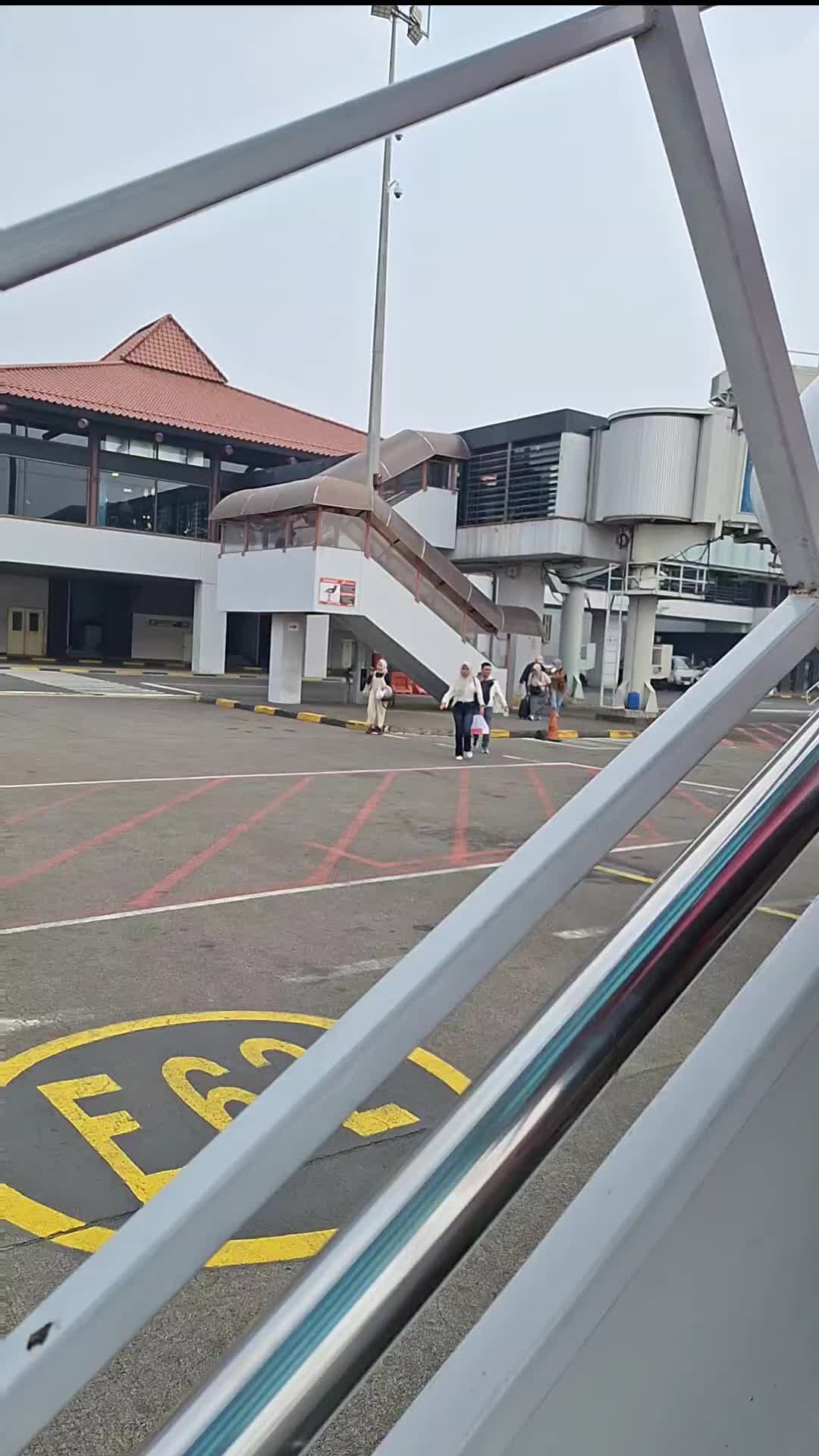 jln kita ke padang   lanjut ujung gading ,sumbar