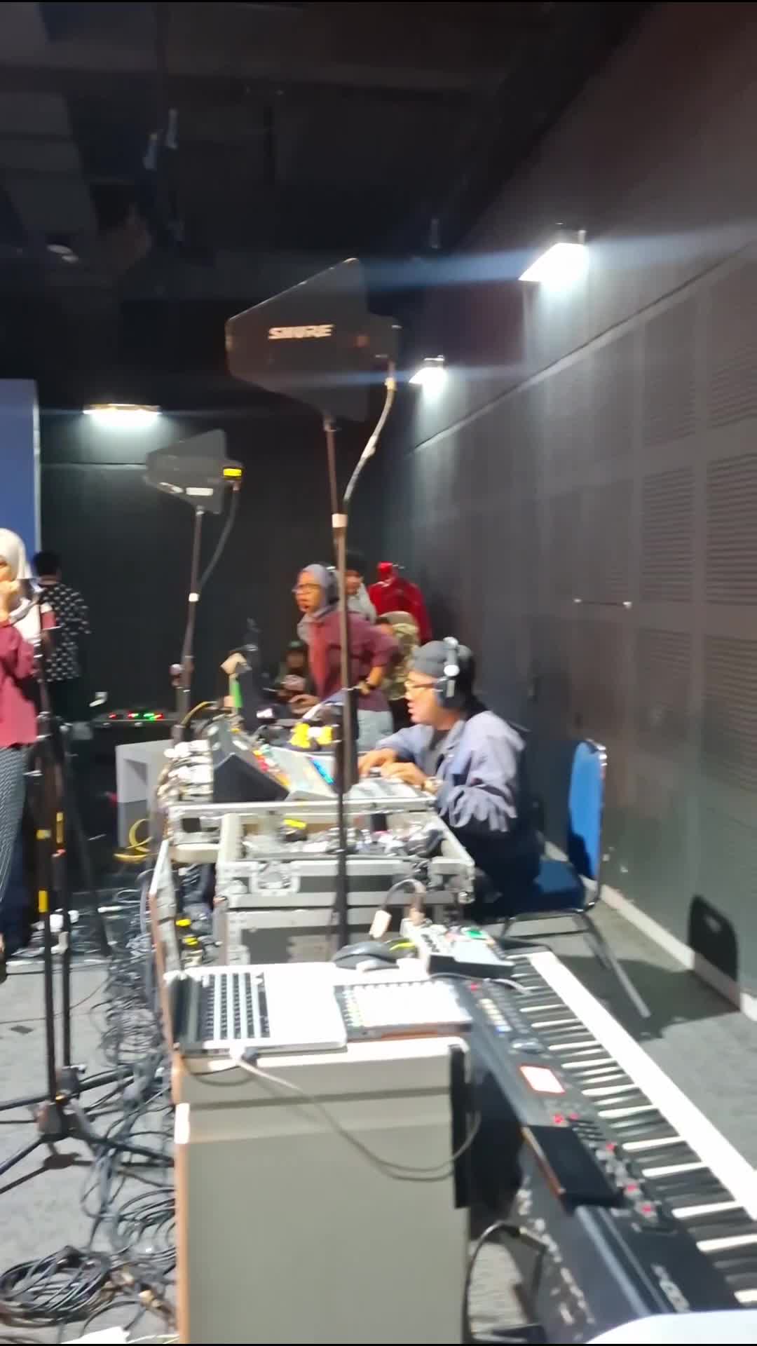  #mamiwidia
 #kopi
 #fyp
 #xyzbca
 #lewatberanda 