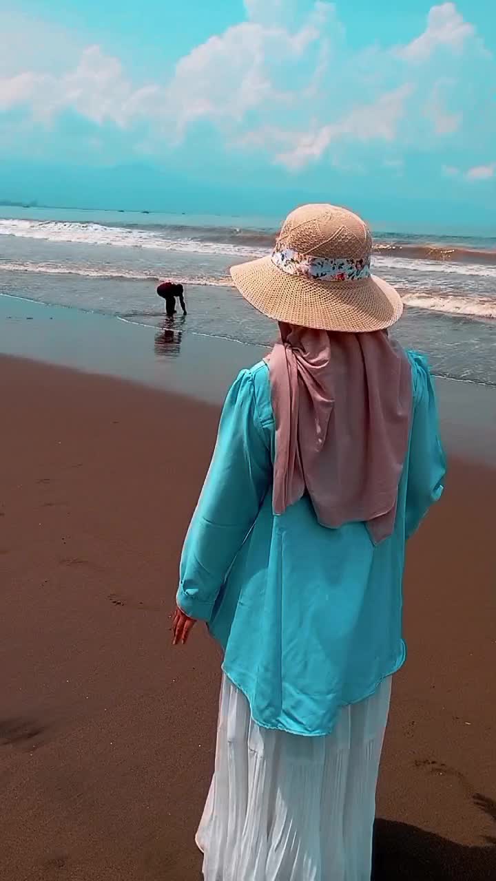 ga bosen saking seneng nya