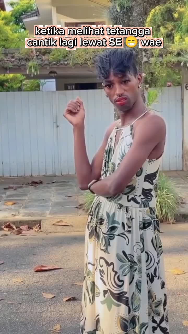 tetangga rumput 🤣 #fypシ  #Viral  #komedi 
