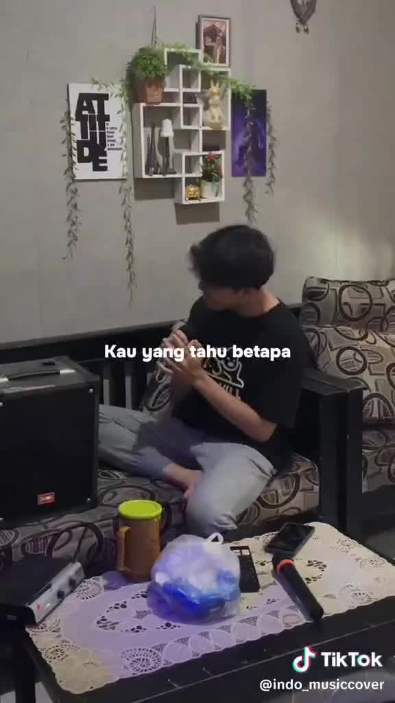 CUKUP Cover Cowok
Lagu Ziva magnolya 
 #cukup
 #zivamanolya 