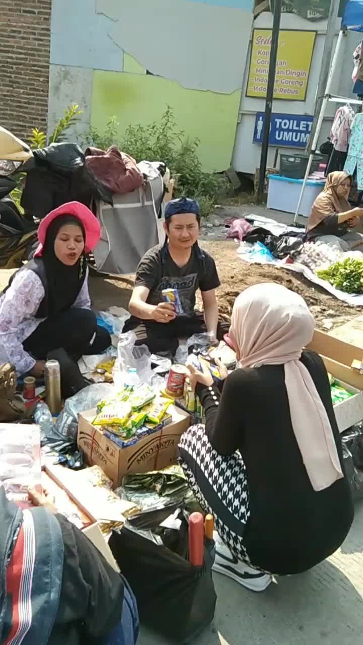 pasar Minggu JA Leles kab Garut