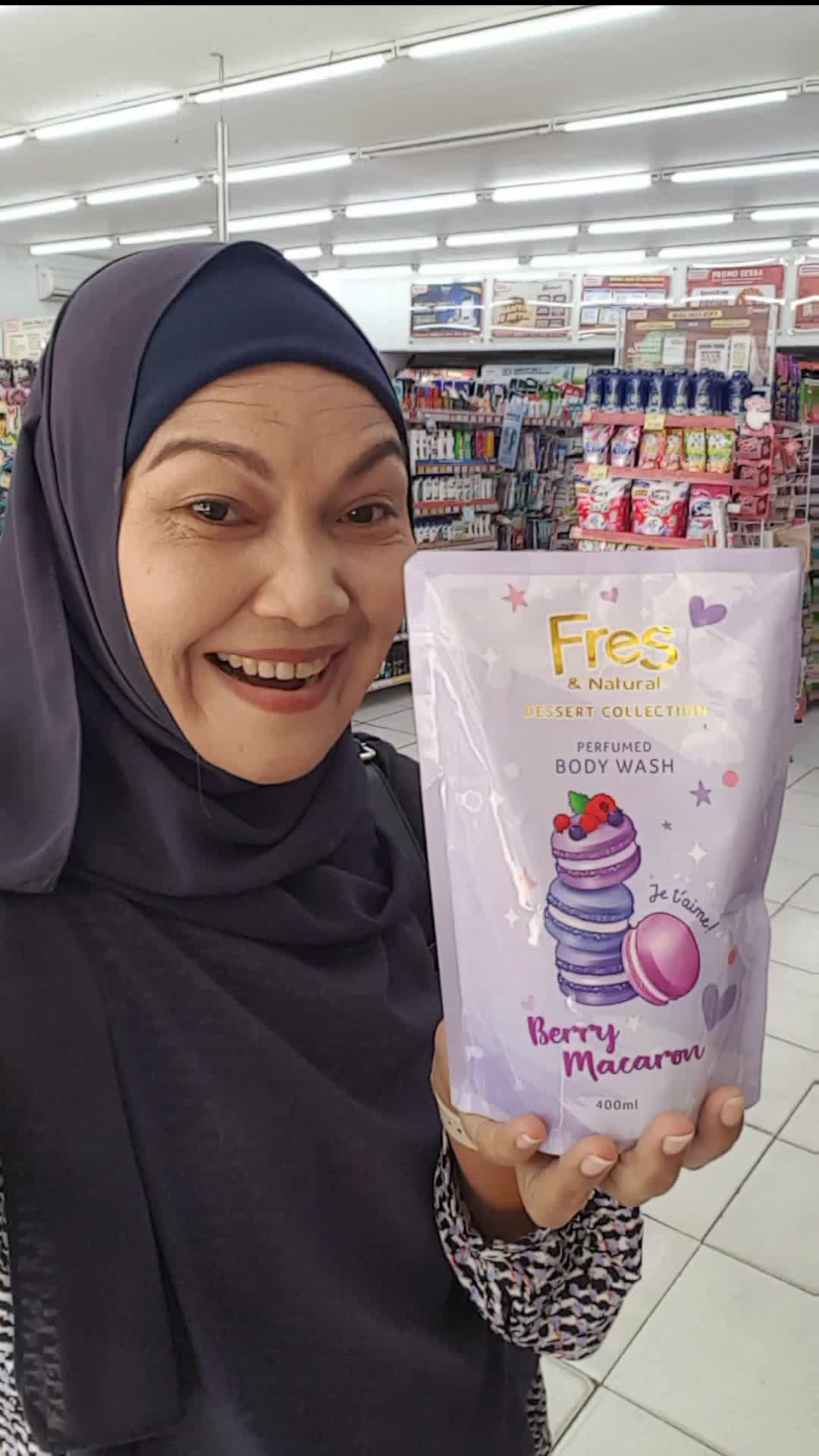 3 Dec 2023_Aty with Body wash Berry Macaron