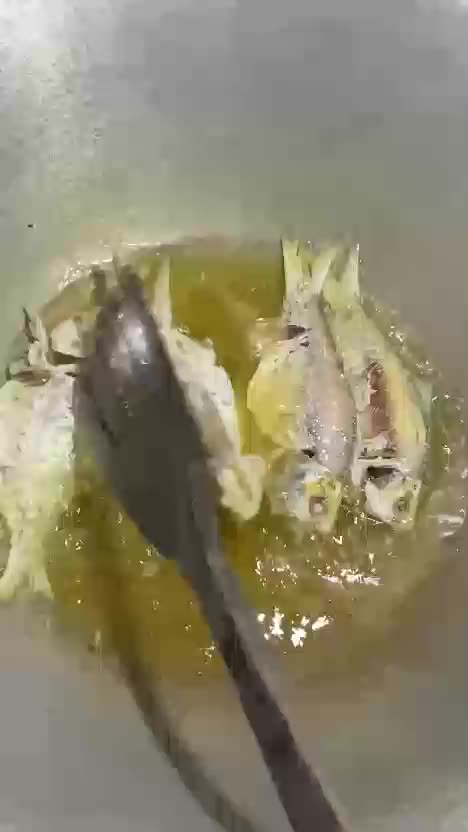 Ikan Sulangat Sambal Lokio ??