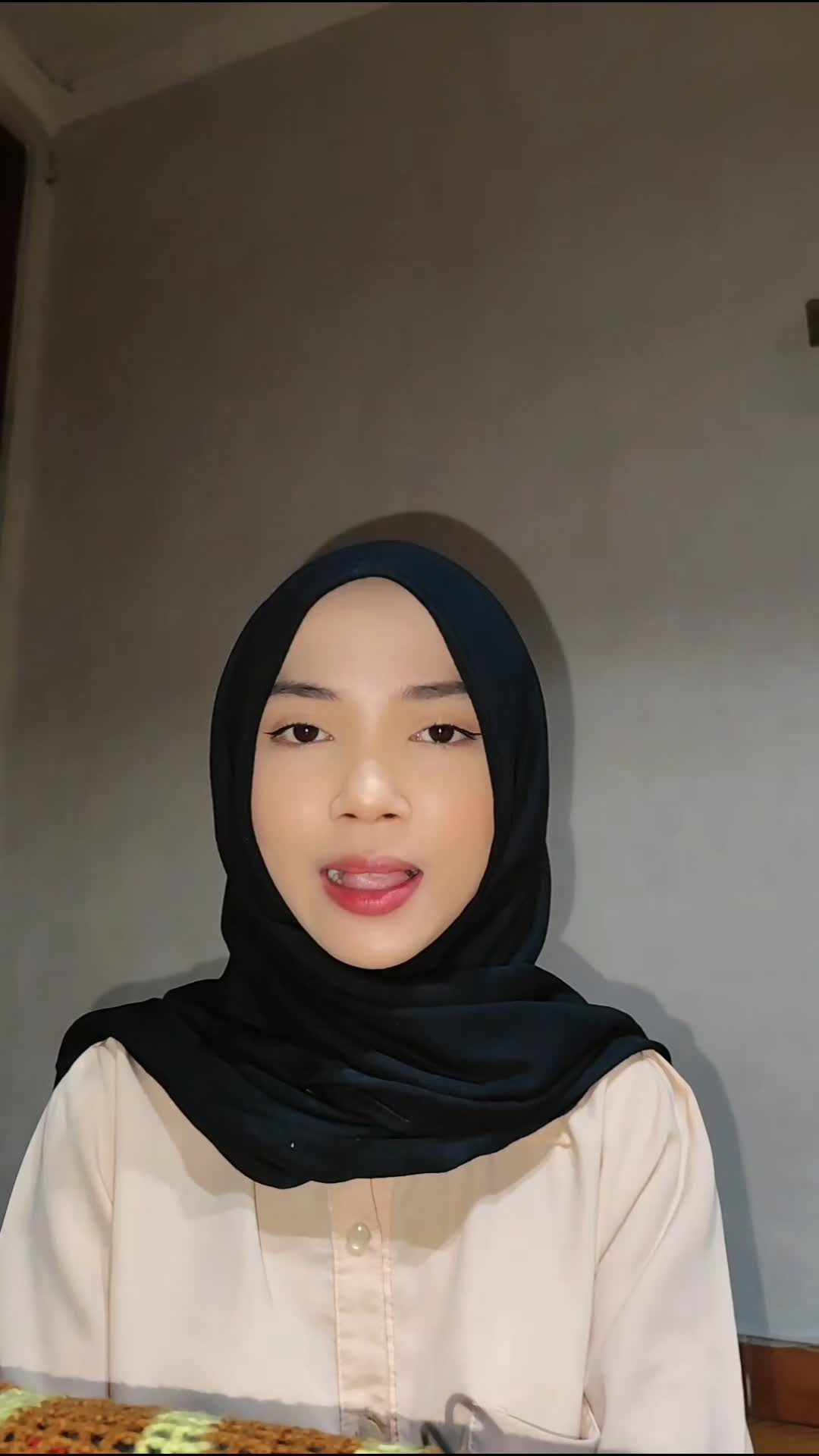 IDOL_XIV Ayu Cahaya Murni 22 tahun Jakarta Pernah Muda