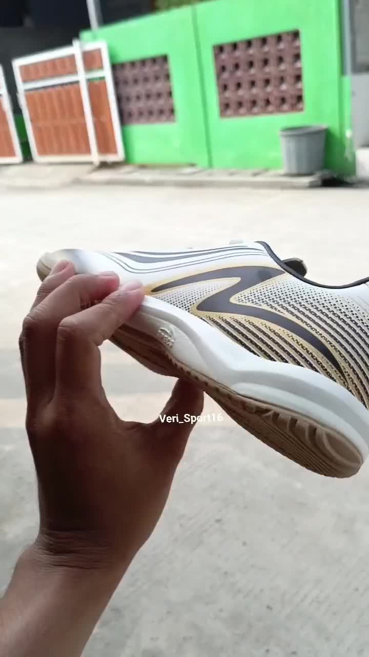 DISKON 55% SEPATU FUTSAL ORIGINAL.
SPECS NIGHTSHADE IN. 
Rp.549.800 JADI Rp.265.000.

VERI SPORT ORIGINAL GAK HARUS MAHAL.
ORDER KLIK 👇

WA 