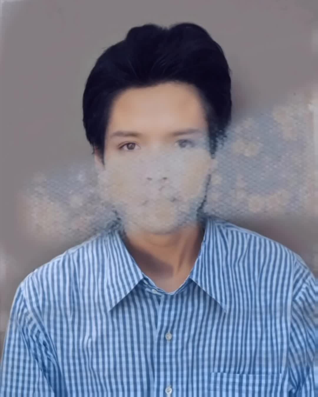 Foto Ayah, regenerate AI yang luar biasa. lihat kembali wajah ayah.