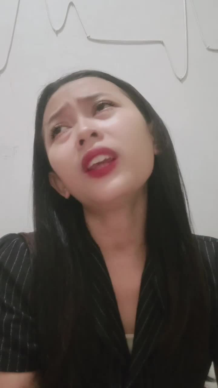 nama : DINI INDRIYANI
usia    : 25thn
kota asal : Garut. Jawa Barat
 #AudisiKDI #AudisiOnline2025 #KDI #jadilahbintang2025
#JADILAHBINTANG 