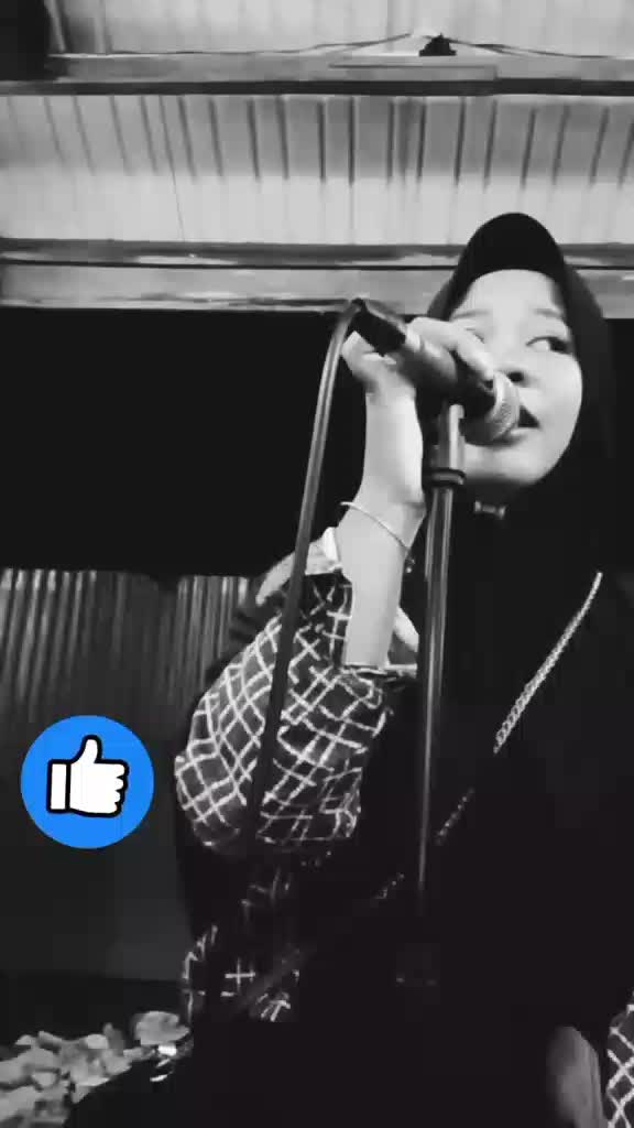 cover. 
SITINAJA MUSALAI

lagu Bugis 😊