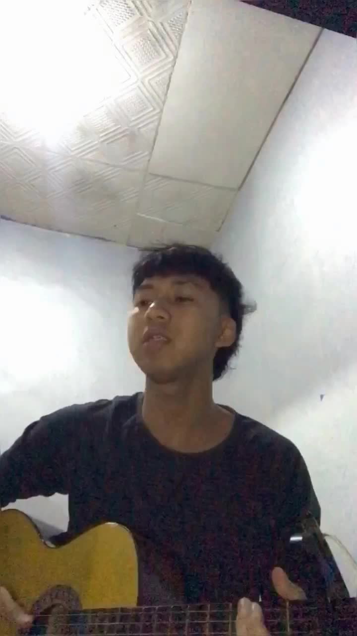 IDOL_XIII Farhan Rafadyaksa 18 Kota Bandung Billie Eilish - TV