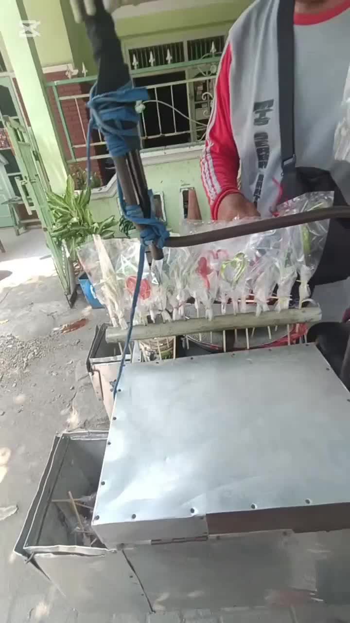 gulali jajanan jadoel

#rctiplus #hotplus #fyp #viral #trending #mamahmuda #mamahmudaberanaktiga 