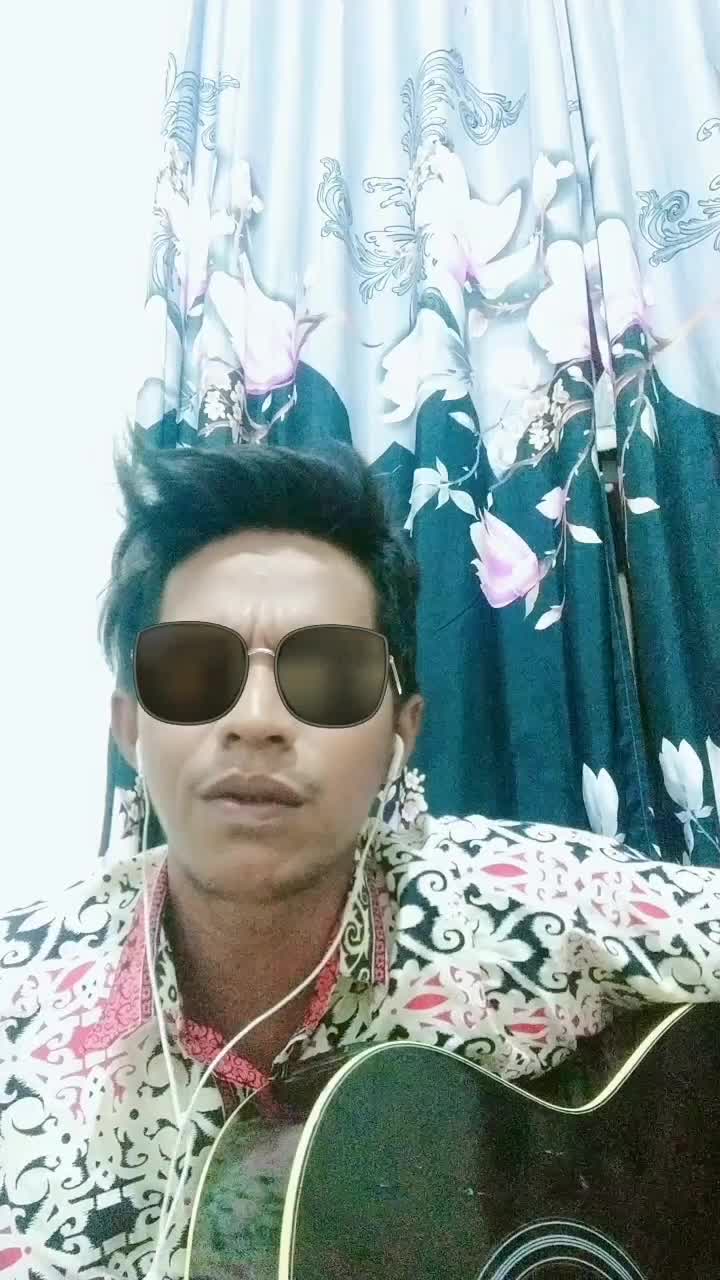 ciptaan surya hayal reff kau harus cinta