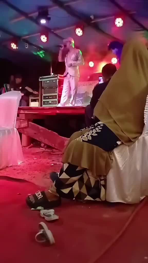 nama : Andi Firman 
Alamat :Wajo Sulsel
CP: 081342650740
 #audisionline  #AudisiKDI 