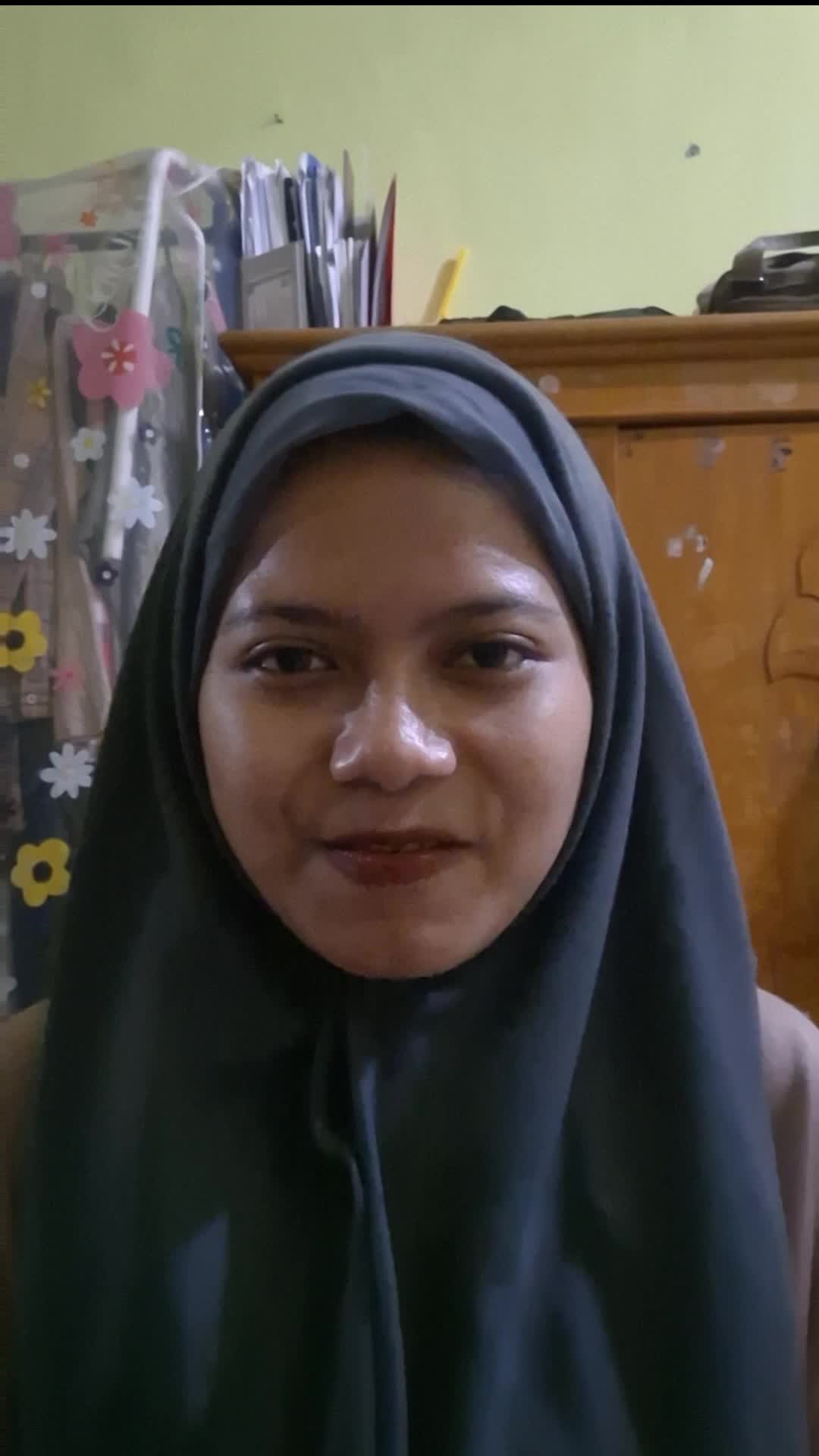 IDOL_XIII  FRISKA RATNA P 24 BEKASI PANDANGAN PERTAMA - RAN