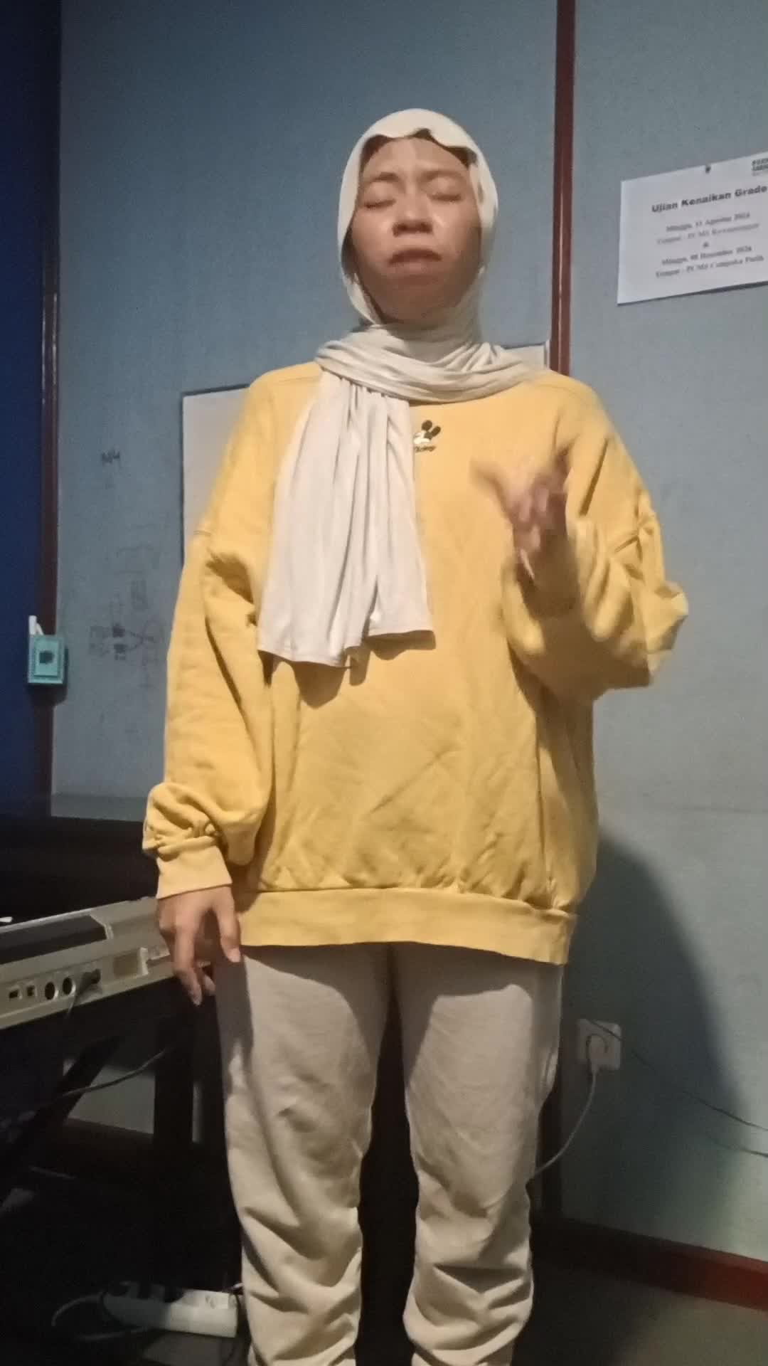 IDOL_XIII [spasi] Aulia Arief [spasi] 26 [spasi] JAKARTA [spasi] GREATEST LOVE OF ALL- Whitney Houston