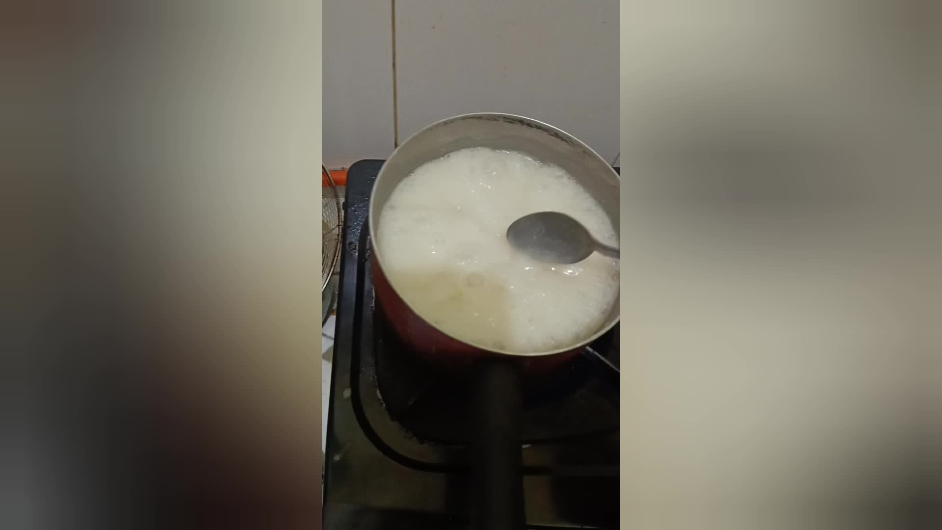 halo perkenalkan namaku Zerlinda
aku dari kota Malang
 #audisimasterchef 