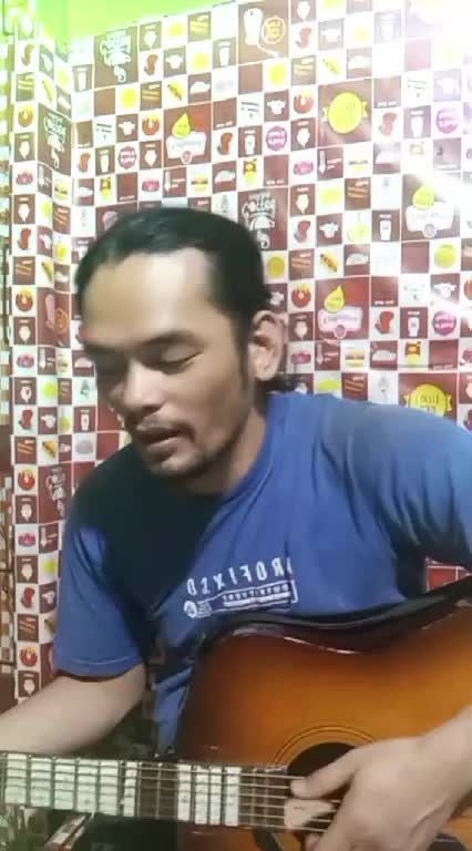 TJL 60 Yang tau judul lagunya silahkan tulis di kolom komentar iya, like dan follow, thank you. #coversongchallenge  #showmeyourvoice  #show