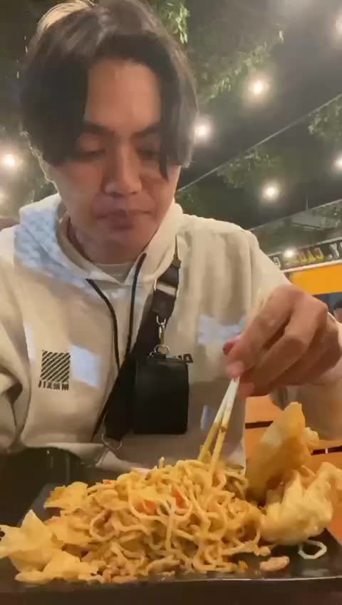 makan mie gacoan #fyp  #RCTIPlus 