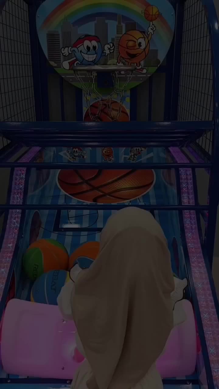 Serunya Bermain Basket
#fypシ゚viral  #trending #bermain #funny 