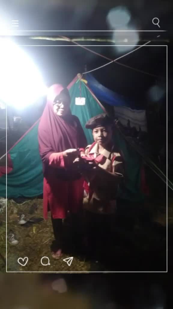 #bahagiaitusederhana