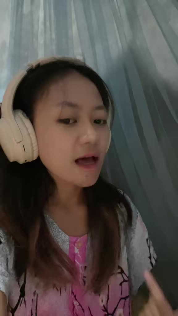 IDOL_XIII AnatasyaLeony 22 Palangkaraya Nothing’sGonnaChangeMyLove