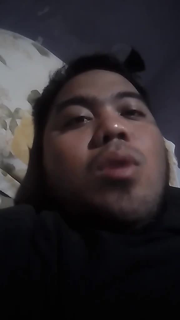 Diah kenapa kau menangis 