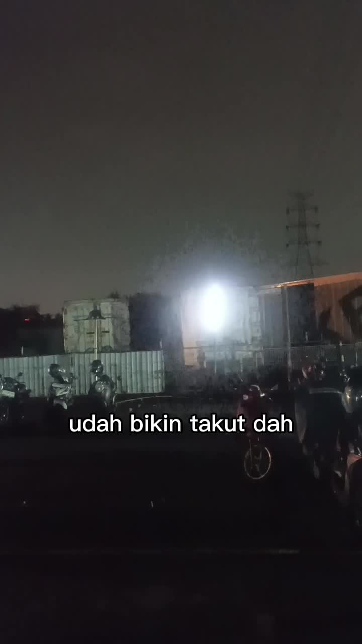 Serem si ya  #lucu #kocak #lucu_ngakak #jokes #comediahumor #jokesbapak2 #comedy #comedyvideo #jenaka #lucubanget #kocakngakak