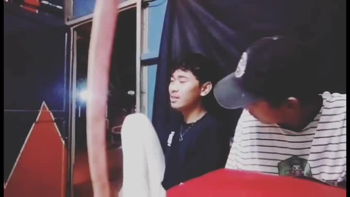 nama ANDRE umur 20 Cirebon 