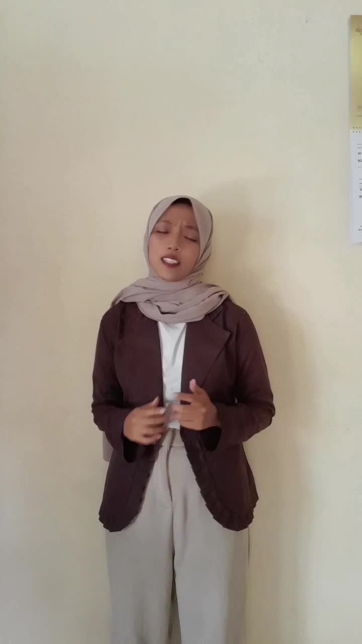 IDOL_XIII LAURA 25TH CIREBON SELURUH NAFAS INI & WE CAN'T BE FRIENDS (WAIT FOR YOUR LOVE)