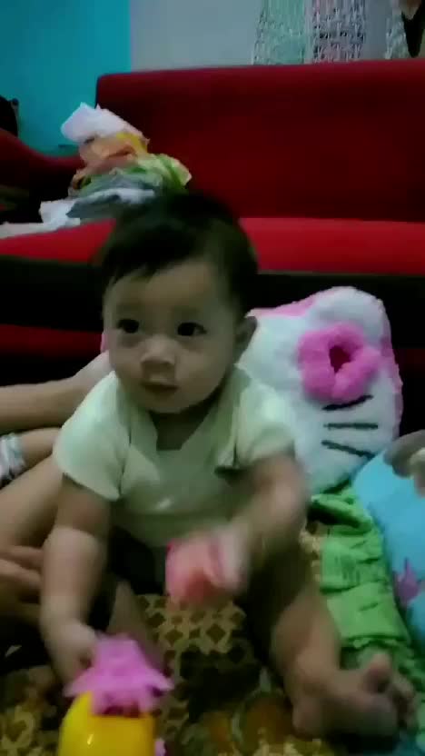 Ney belajar duduk 🥰