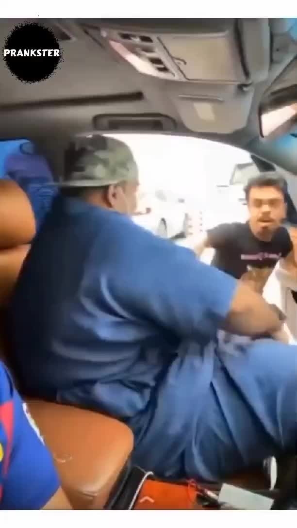 #440 Berebutan?
#videolucu #prank 