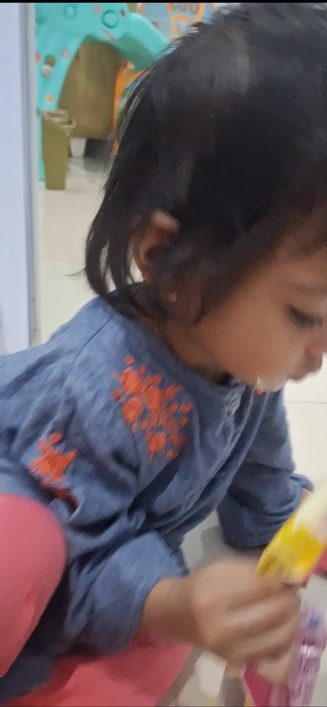 Ada ada aja kelakuan bocil ya 🤣😂😂