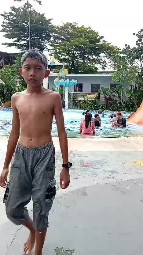 liburanny k the jungle bgr