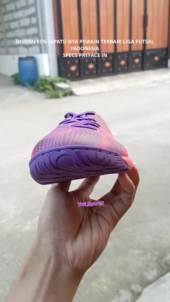 DISKON 55% SEPATU NYA PEMAIN TERBAIK LIGA FUTSAL INDONESIA COCOK KAKI LEBAR.
SPECS PREFACE IN.
Rp.599.800 JADI Rp.275.000.

VERI SPORT ORIGI