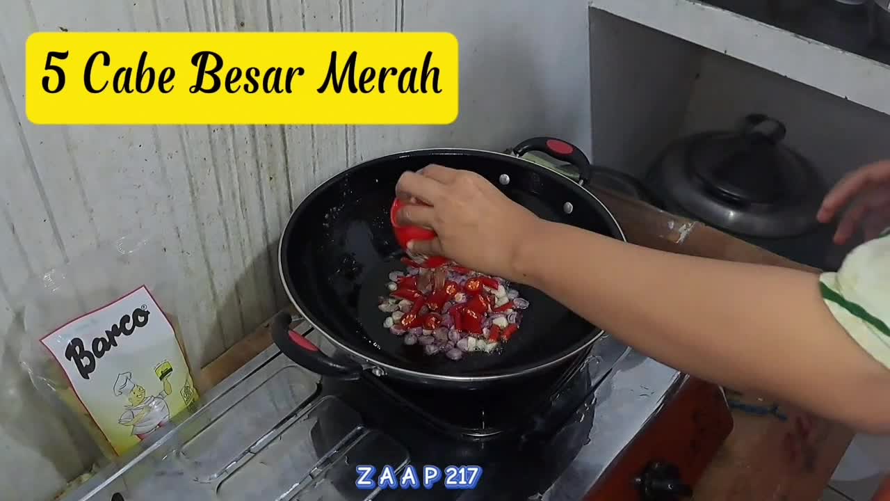 Udang Oseng Balacan

#Minyakkelapabarco
#MasakanNusantara
#MasakanEnak
#MasakanIndonesia