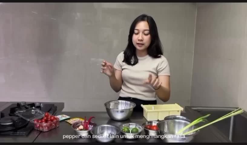 halo semuanya aku arinta cahya, yuk ikutin aku bikin "Tuna Woku"