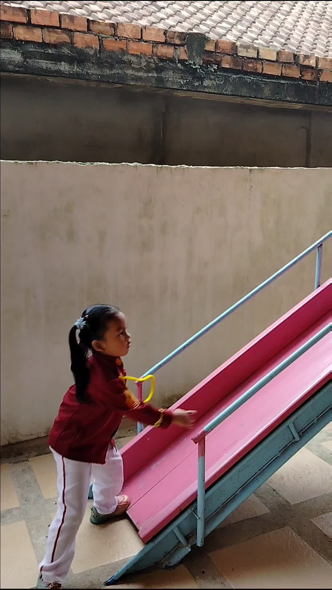 bermain pulang sekolah #kindergarten #playground 