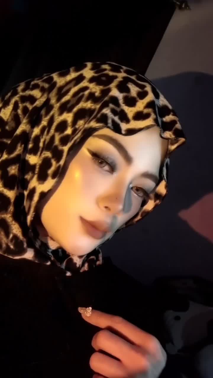 Balas dendam terhebat adalah bahagia tanpa melihat kebelakang  #HOTrctiplus 