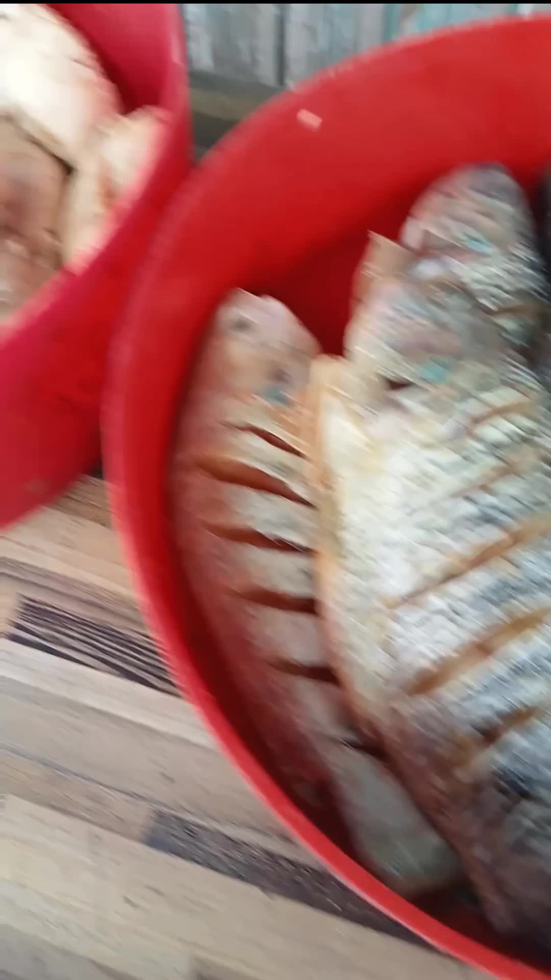 laris manis jualan nya 