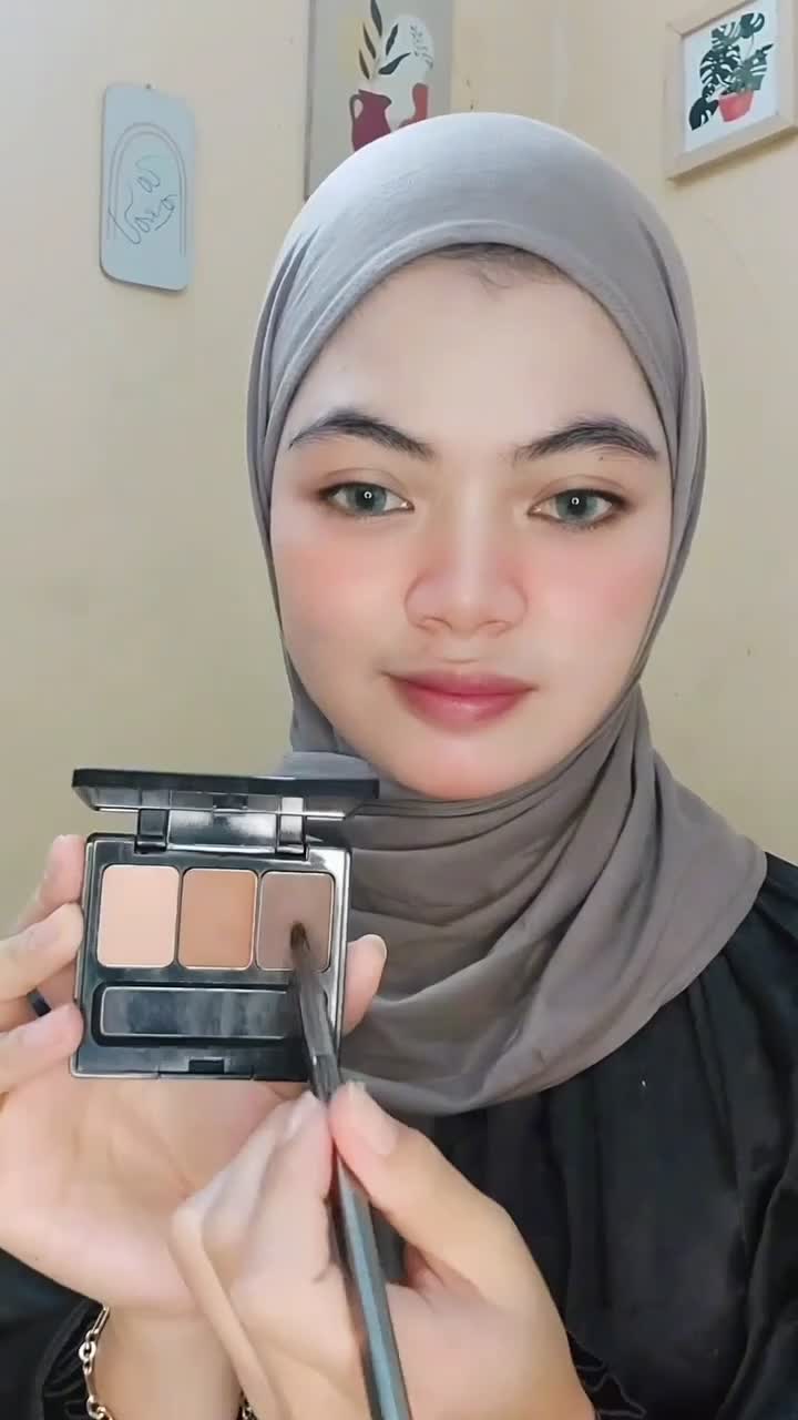 yuk kita buat make up ala kondangan #HOTrctiplus  