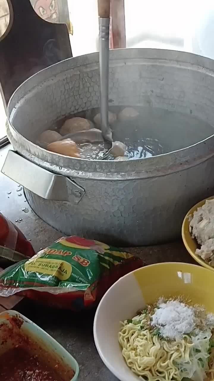 pecinta bakso mana suaranya nih  #short  #HOTrctiplus  