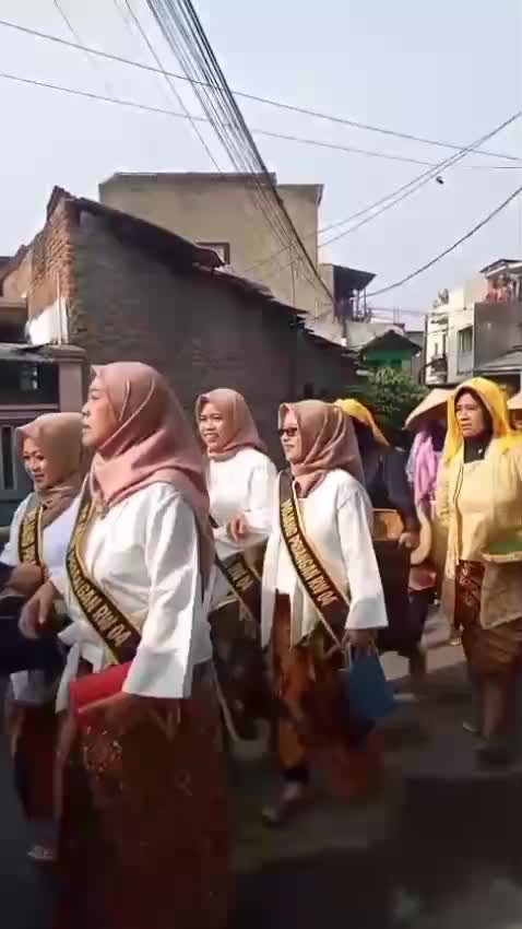 pawai di irigasi bandung