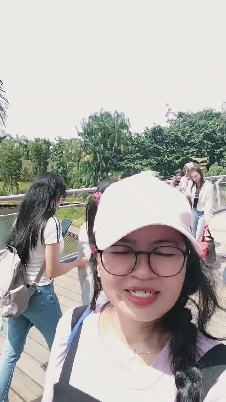  #HOTrctiplus 
enjoy your weekend ?