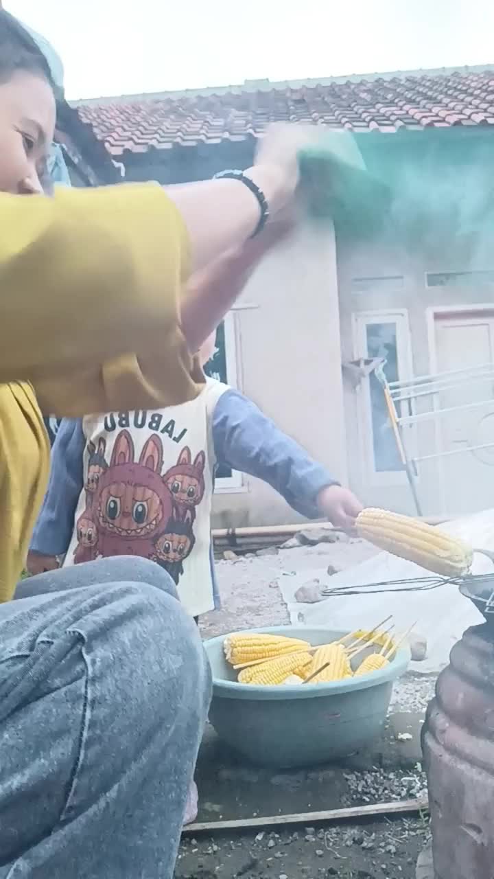 bakar jagung 
 #Viral 