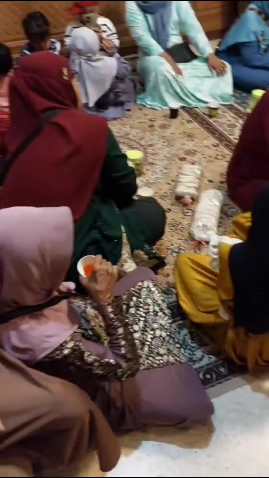 silaturahmi#halalbihalal#rombongan#Odongodong#silaturahmi jangan putus 