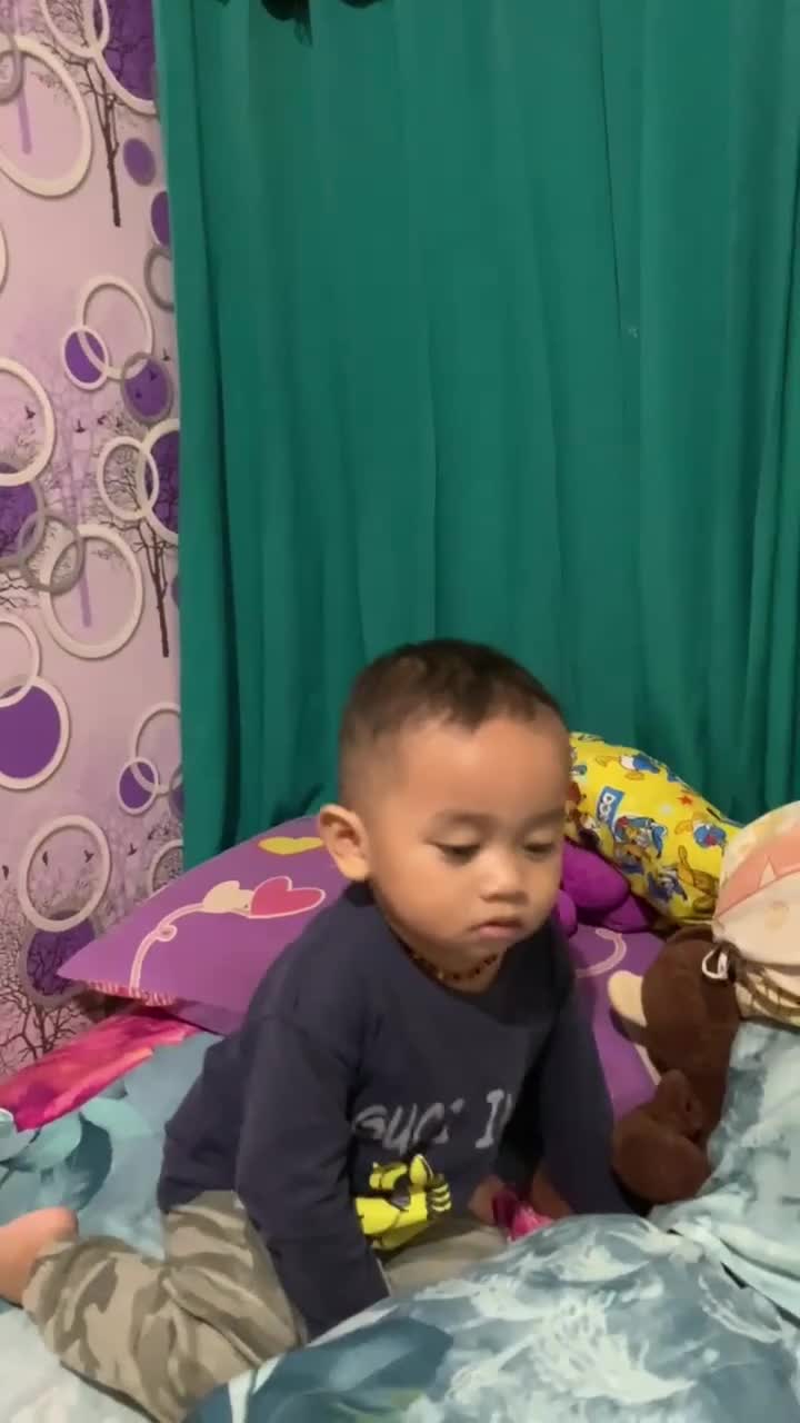 yg penting happy