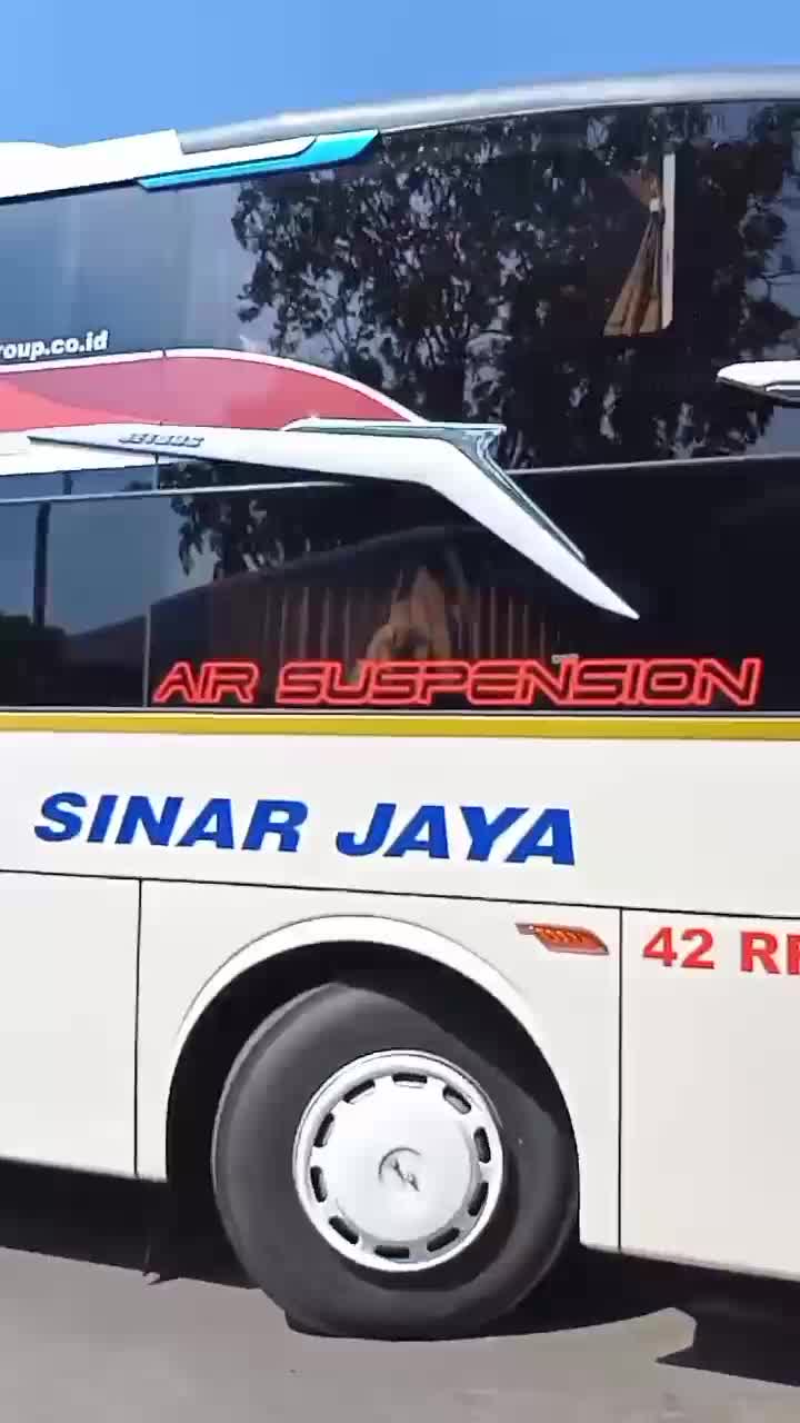 Bus kesayangan lewat lagi nih

 #fyp  #busindonesia  #RCTIPlus  #viral
